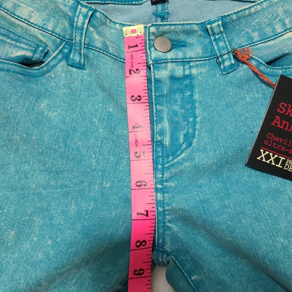 New! F21 Premium Denim - Picture 7 of 9